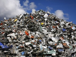 День города перерос в попойку: Запорожье завалили мусором