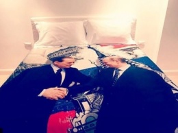 Берлускони подарит Путину постельное белье