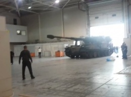 В Украину из Польши доставили знаменитую военную технику