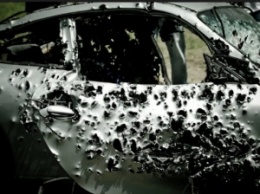 Известного музыканта изрешетили пулями в собственном авто (фото)