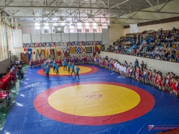 В Керчи прошел Всероссийский турнир по греко-римской борьбе