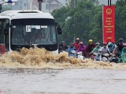 Вьетнам погружается под воду из-за тропической депрессии