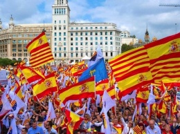 В Барселоне митинговали за единство с Испанией