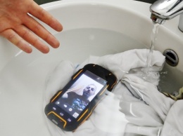 Ваш телефон упал в воду - что делать