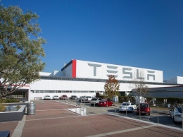 СМИ: в Tesla прошли масштабные сокращения