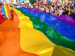 Нечеловеческие страсти: ждут ли геев в Крыму?