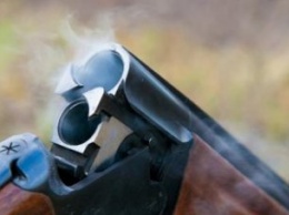 В России полицейский ради интереса выстрелил себе из ружья в зад