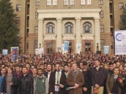 В Харькове установили рекорд Украины: почти 5 тысяч человек спели «Молитву за Украину»