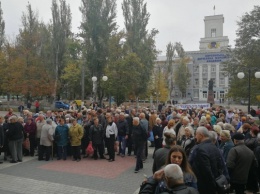 На митинг Оппозиционного блока пришло больше 500 человек