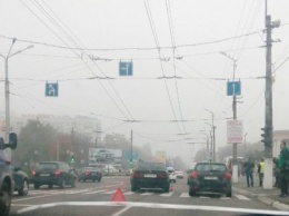Туманное утро в Кременчуге: столкнулись Сааб и Ланос (ФОТО)