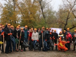 ЕВРАЗ ДМЗ провел экологическую акцию «Металлурги - Днепру»