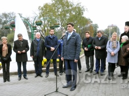 ЭКСКЛЮЗИВ: Появились фото открытия нового памятника в Запорожье