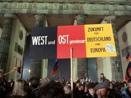 Германия раскололась на Запад и Восток - как Украина