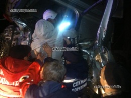 ДТП на Хмельнитчине: прицеп от КамАЗа протаранил MAN - травмирован водитель. ФОТО