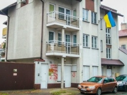 Вандал, разрисовавший консульство Украины в Жешуве, может провести в тюрьме пять лет