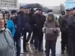 В Сумах люди митингуют против повышения тарифов на тепло