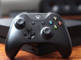В сети появились первые обзоры консоли Xbox One X
