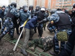 "Остановим геноцид!": В Москве прошел "Русский марш", около 70 человек задержаны