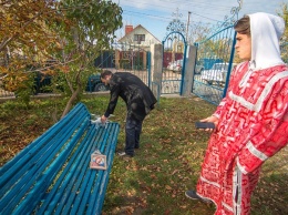 Над одесским селом запустили икону Божьей Матери на квадрокоптере