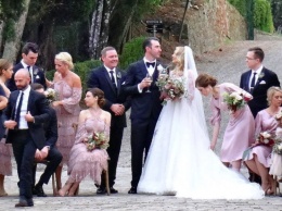 Кейт Аптон вышла замуж в платье Valentino