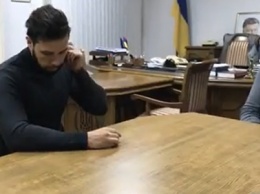 Савченко предложил отдать подаренный ему iPhone 10 автору лучшего стиха о Николаевщине, - РЕАКЦИЯ СОЦСЕТЕЙ