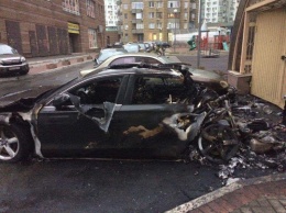 В Киеве сгорел Audi водителя экс-главы Мининфраструктуры Пивоварского