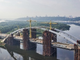 Кличко рассматривает различные варианты возврата средств инвесторам за достройку Подольско-Воскресенького моста