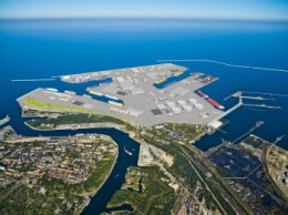 Польша построит новый глубоководный порт с грузооборотом 100 млн тонн
