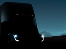 Tesla показала новый тизер своего грузовика