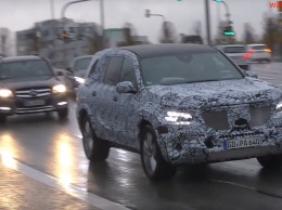Mercedes GLS готовится к смене поколения (Видео)