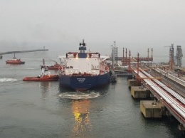 Крупнейший порт Польши начал принимать суда с американской нефтью