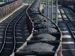 УЗ обещает давать по 200 вагонов для перевозки угля для «Центрэнерго»