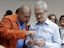 Джони Айв: возможности iPhone X будут расти в течение года