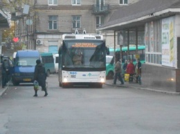 Сегодня запустили троллейбус от Днепра до Подгородного