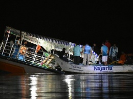 В Индии затонула лодка с туристами: 19 жертв