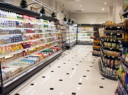 Столичный супермаркет засветился в скандале: по продуктам бегают грызуны