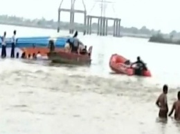 В Индии перевернулась лодка, 19 погибших