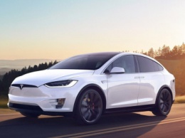 Tesla внедрила в свои электромобили «холодный режим»