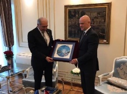 Мэр Одессы провел встречу с новым мэром Стамбула