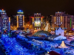 Какие улицы Киева украшает иллюминация к новогодним праздникам