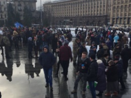 В Киеве проходит флешмоб "Кофе на Крещатике"