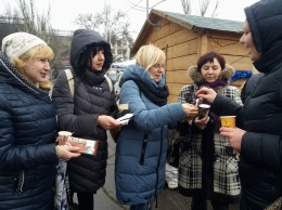 Запорожцы с помощью кофе доказали, что на акции можно ходить без политики (Фото)