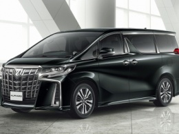 Toyota обновила роскошный минивэн Alphard