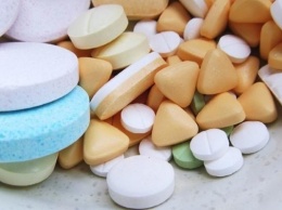 Нардеп рассказал о роли посреднических фирм при регистрации лекарств в Украине