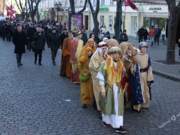 В Одессе состоялось красочное рождественской шествие (фоторепортаж)