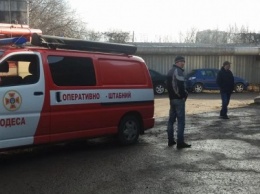 На загадочном пожаре у военного аэродрома в Одессе угрожали журналисту (ФОТО, ВИДЕО)