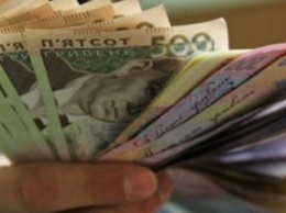 Госстат: в Украине средняя зарплата в три раза больше минимальной