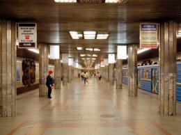 Комиссия Киевсовета поддержала переименование метро Петровка