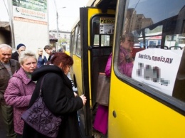 В Николаевской мэрии пояснили, когда перевозчики могут поднять плату за проезд в маршрутках