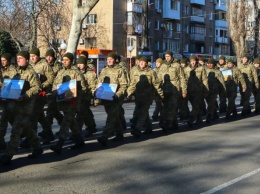 Марш одесской мехбригады: фронтовики прошли по Одессе с портретами павших побратимов (фоторепортаж, видео)